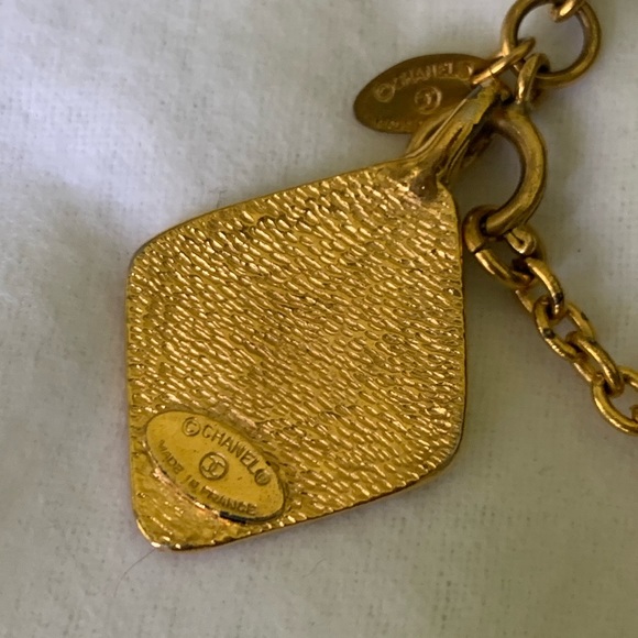 Chanel Necklace - Picture 12 of 16